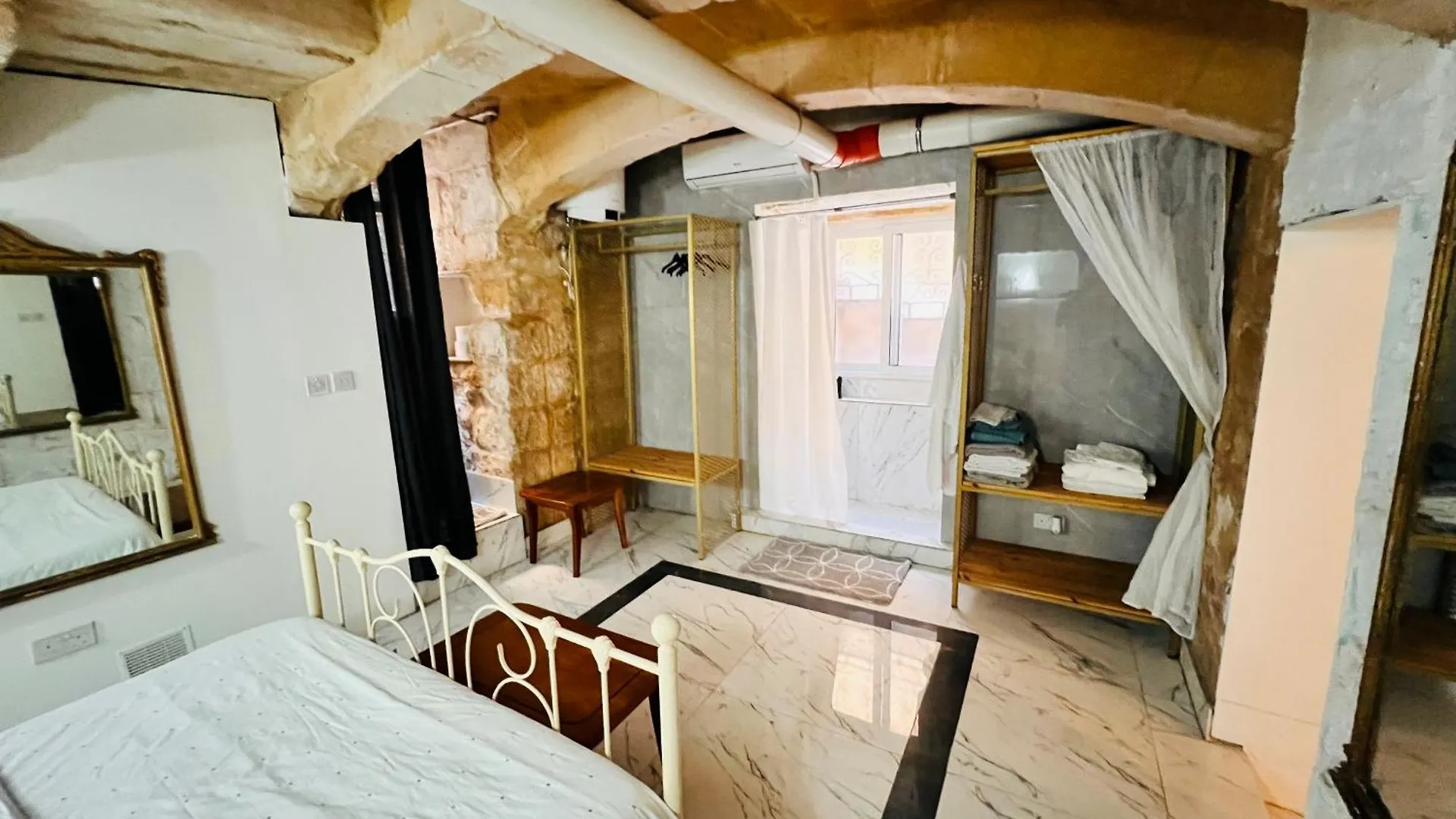 Charming Townhouse Prime Area Valletta Apartment 0*,